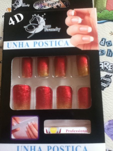 Unhas autocolantes 4D metalizada Ver/dou